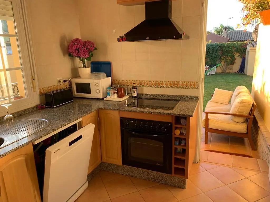 La Bilbaina Con Piscina, Jardin Y Parking Exclusivo Villa Chiclana de la Frontera 0*,  Spain